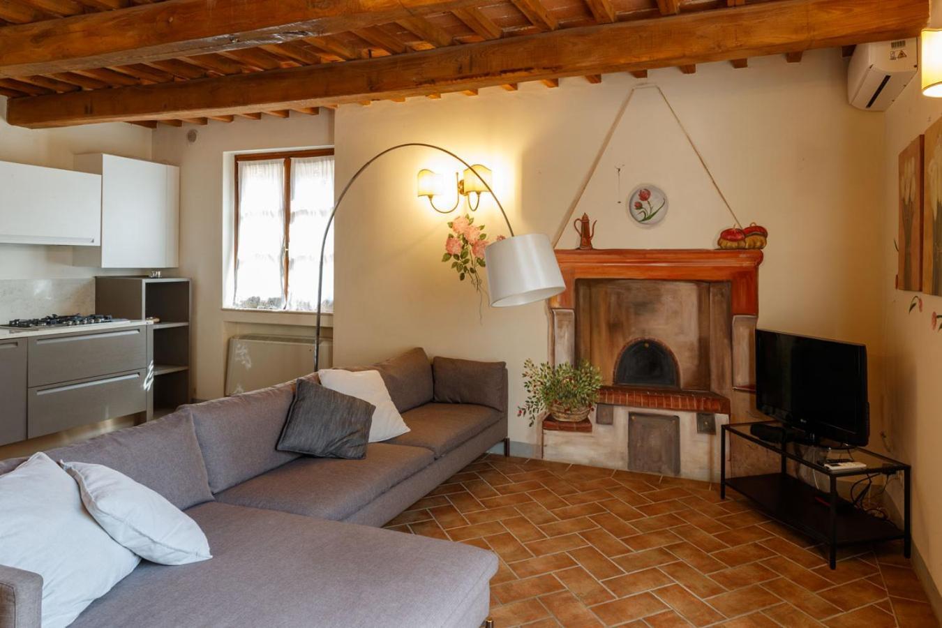 Borgo Villa Risi Siena Exterior photo